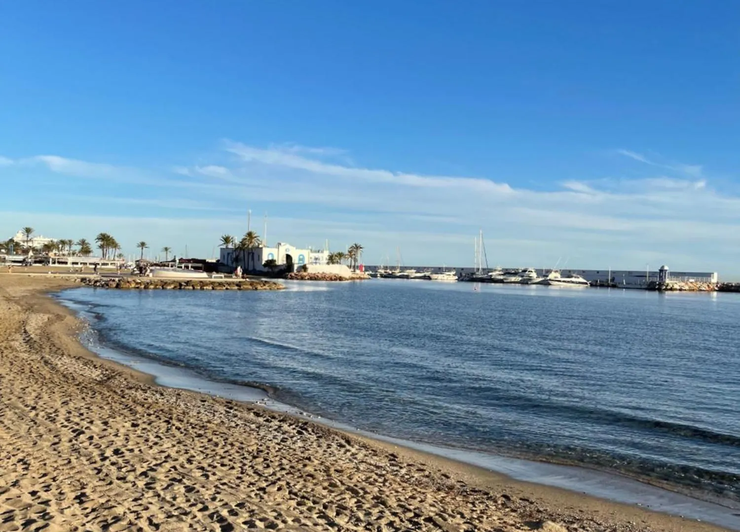 Marbella Village شقة فندقية