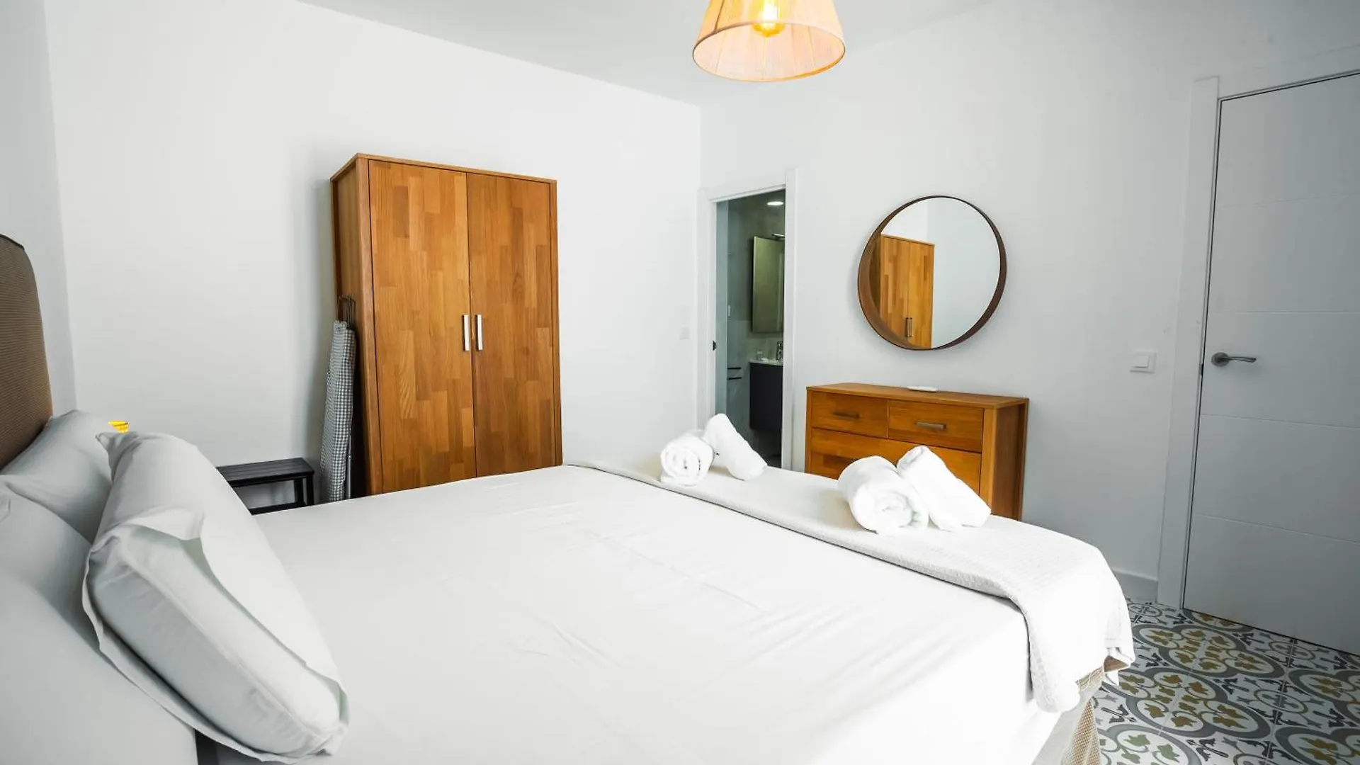 Marbella Village Aparthotel